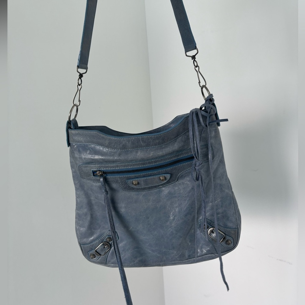 Balenciaga The City Shoulder Bag Blue
Leather
